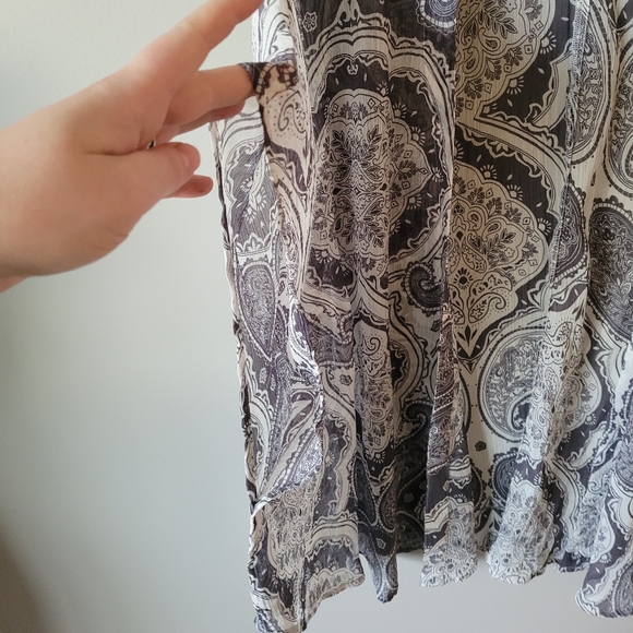 Sun and shadow paisley chiffon coverup - Picture 3 of 7